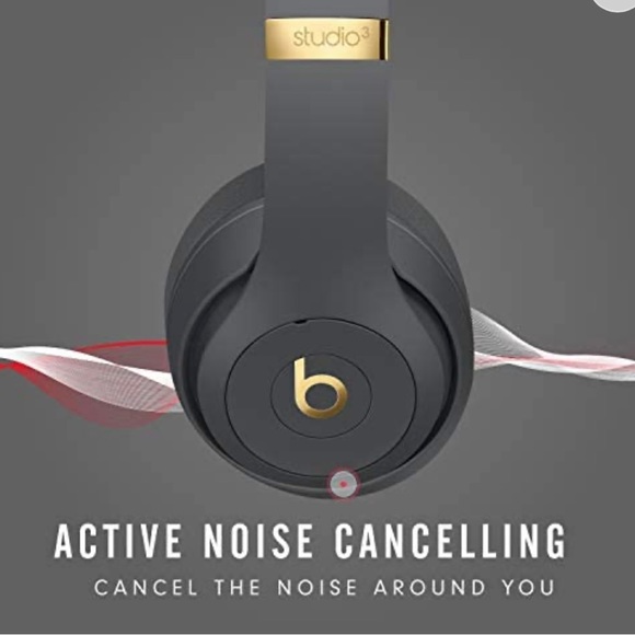 New in the box! Beats Studio3 Wireless Noise Cancelling Over-Ear Headphones - Picture 2 of 7